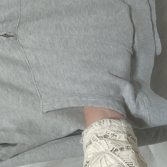 LAST DROP! Aeropostale Half Zip Pullover Hoodie Good Condition 2 Small Spots - Picture 4 of 7